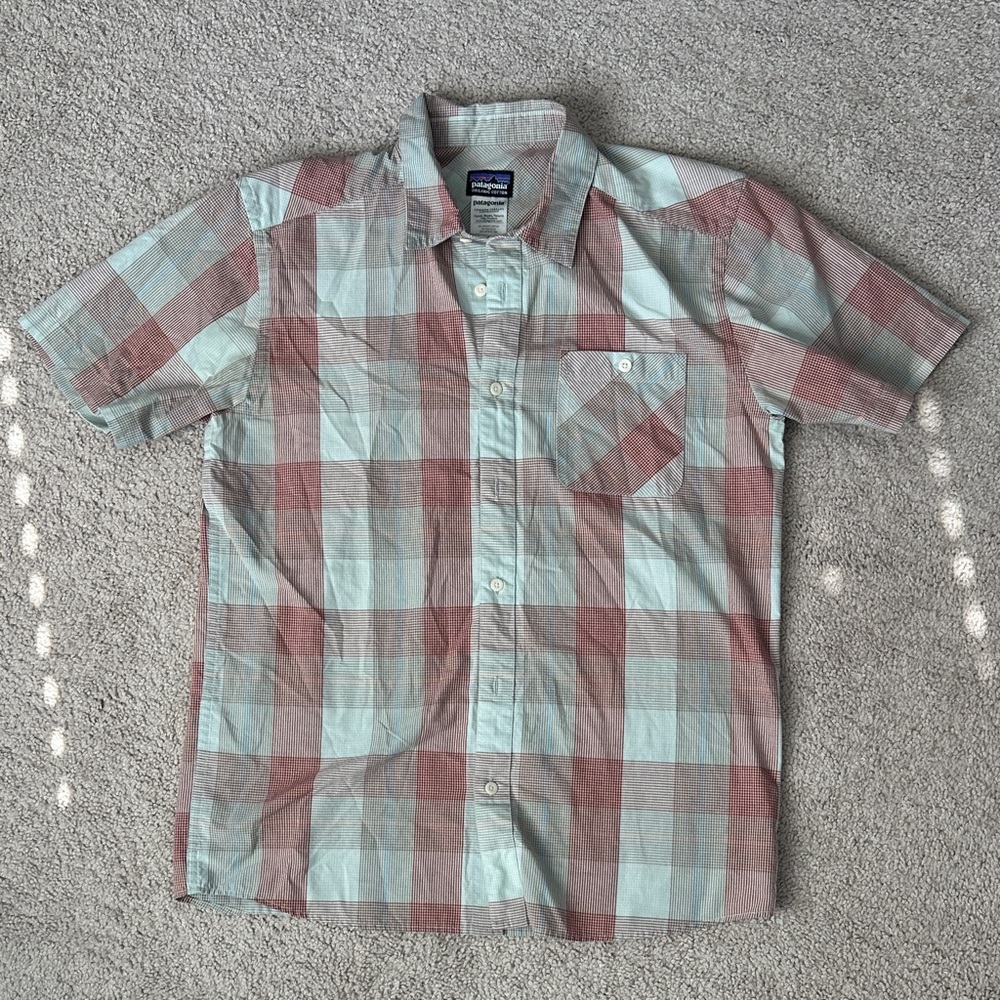 Patagonia Mint Green and Rust Plaid Short-Sleeve Button-Down Shirt